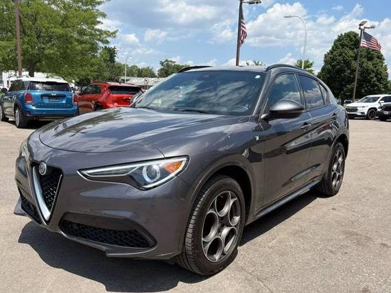 ALFA ROMEO STELVIO 2022 ZASPAKBN2N7D24718 image